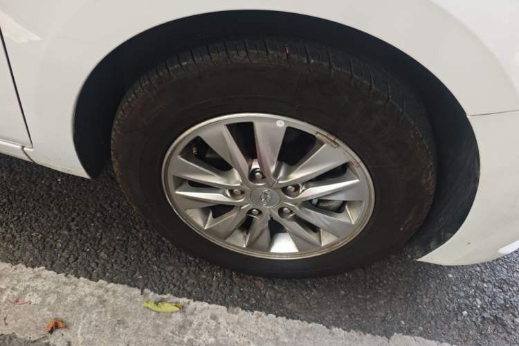 Used Hyundai Celesta 2020 1.6L Automatic GL Enjoyable Edition Right Front Wheel Hub