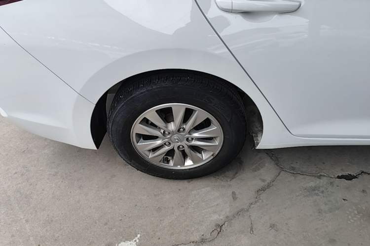 Used Hyundai Celesta 2020 1.6L Automatic GL Enjoyable Edition Right Rear Wheel Hub