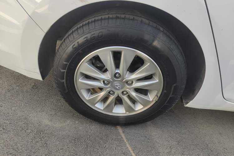 Used Hyundai Celesta 2020 1.6L Automatic GL Enjoyable Edition Right Rear Wheel Hub