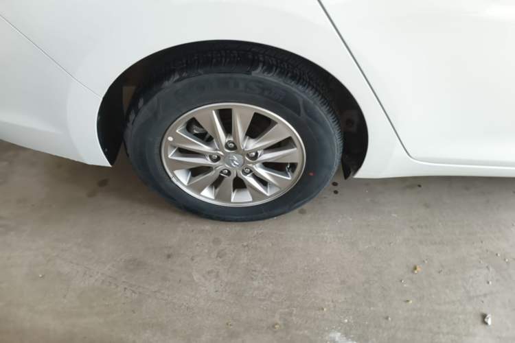 Used Hyundai Celesta 2020 1.6L Automatic GL Enjoyable Edition Right Rear Wheel Hub