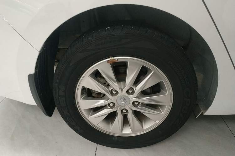 Used Hyundai Celesta 2020 1.6L Automatic GL Enjoyable Edition Right Rear Wheel Hub