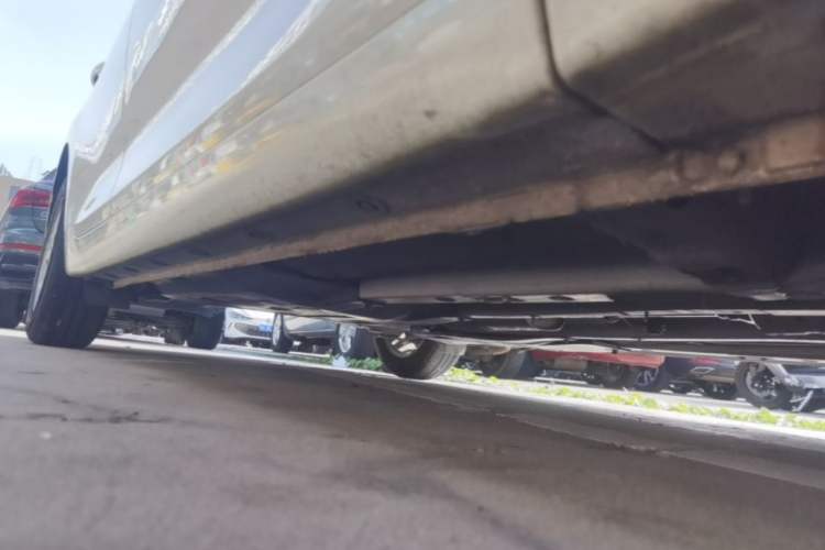 Used Hyundai Celesta 2020 1.6L Automatic GL Enjoyable Edition Right Side Sill