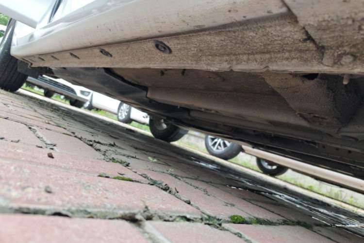 Used Hyundai Celesta 2020 1.6L Automatic GL Enjoyable Edition Right Side Sill