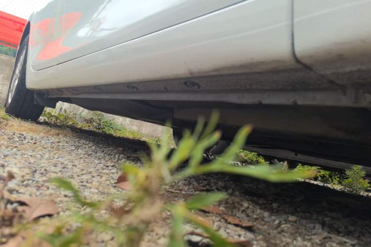 Used Hyundai Celesta 2020 1.6L Automatic GL Enjoyable Edition Right Side Sill