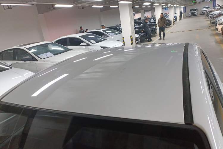 Used Hyundai Celesta 2020 1.6L Automatic GL Enjoyable Edition Roof