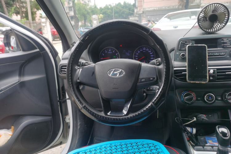 Used Hyundai Celesta 2020 1.6L Automatic GL Enjoyable Edition Steering Wheel