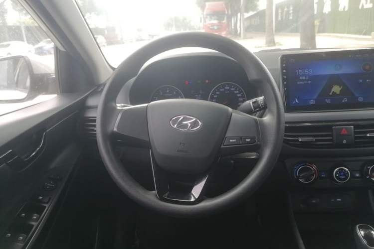Used Hyundai Celesta 2020 1.6L Automatic GL Enjoyable Edition Steering Wheel
