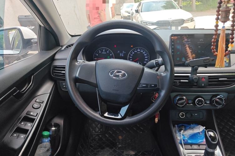 Used Hyundai Celesta 2020 1.6L Automatic GL Enjoyable Edition Steering Wheel