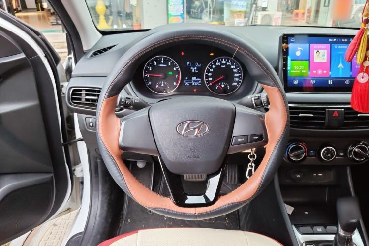 Used Hyundai Celesta 2020 1.6L Automatic GL Enjoyable Edition Steering Wheel