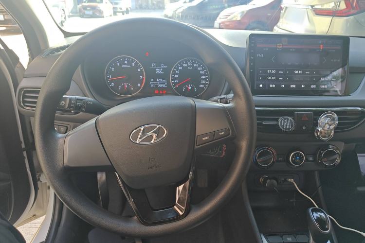 Used Hyundai Celesta 2020 1.6L Automatic GL Enjoyable Edition Steering Wheel