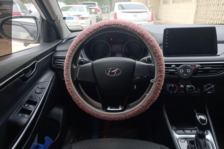 Used Hyundai Celesta 2020 1.6L Automatic GL Enjoyable Edition Steering Wheel
