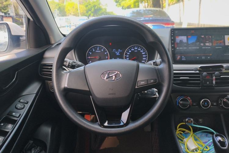 Used Hyundai Celesta 2020 1.6L Automatic GL Enjoyable Edition Steering Wheel
