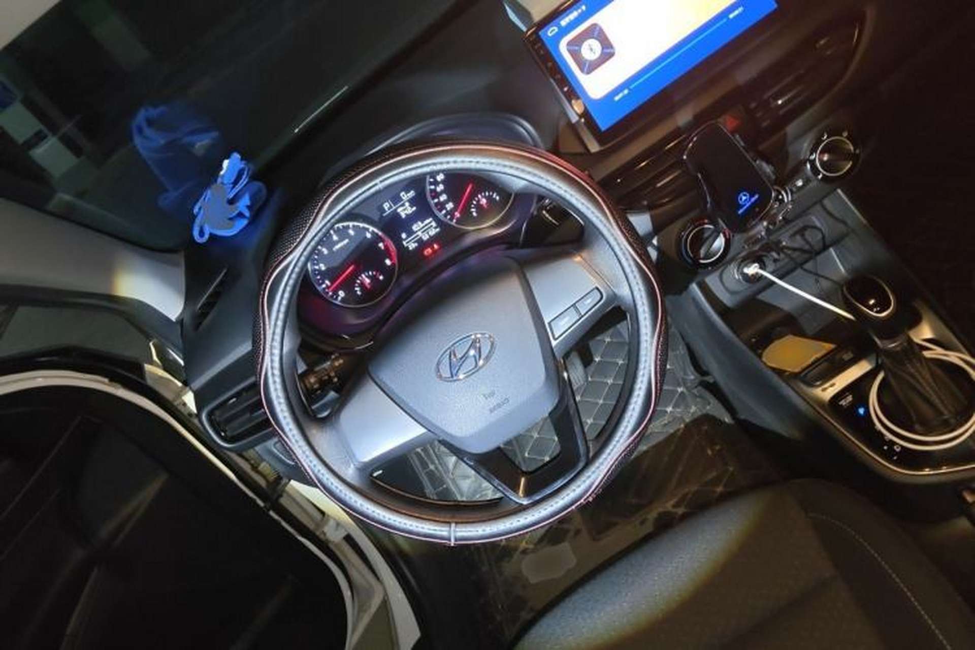 Used Hyundai Celesta 2020 1.6L Automatic GL Enjoyable Edition Steering Wheel