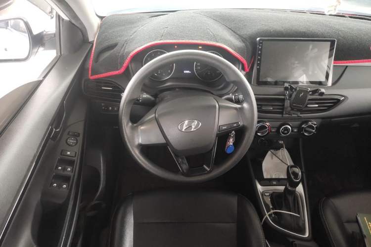 Used Hyundai Celesta 2020 1.6L Automatic GL Enjoyable Edition Steering Wheel
