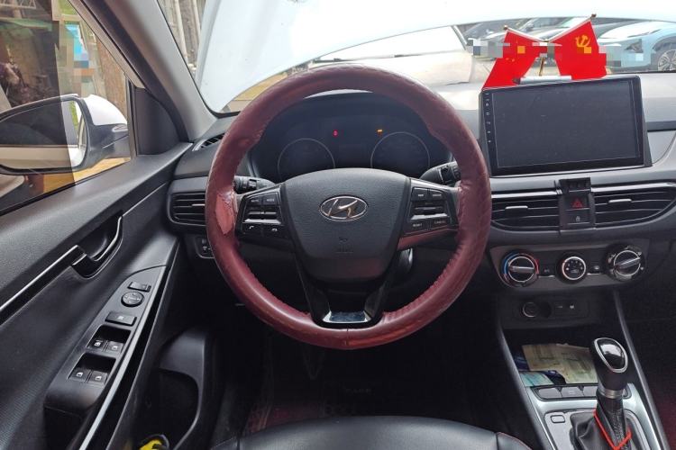 Used Hyundai Celesta 2020 1.6L Automatic GL Enjoyable Edition Steering Wheel