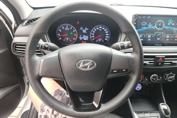 Used Hyundai Celesta 2020 1.6L Automatic GL Enjoyable Edition Steering Wheel