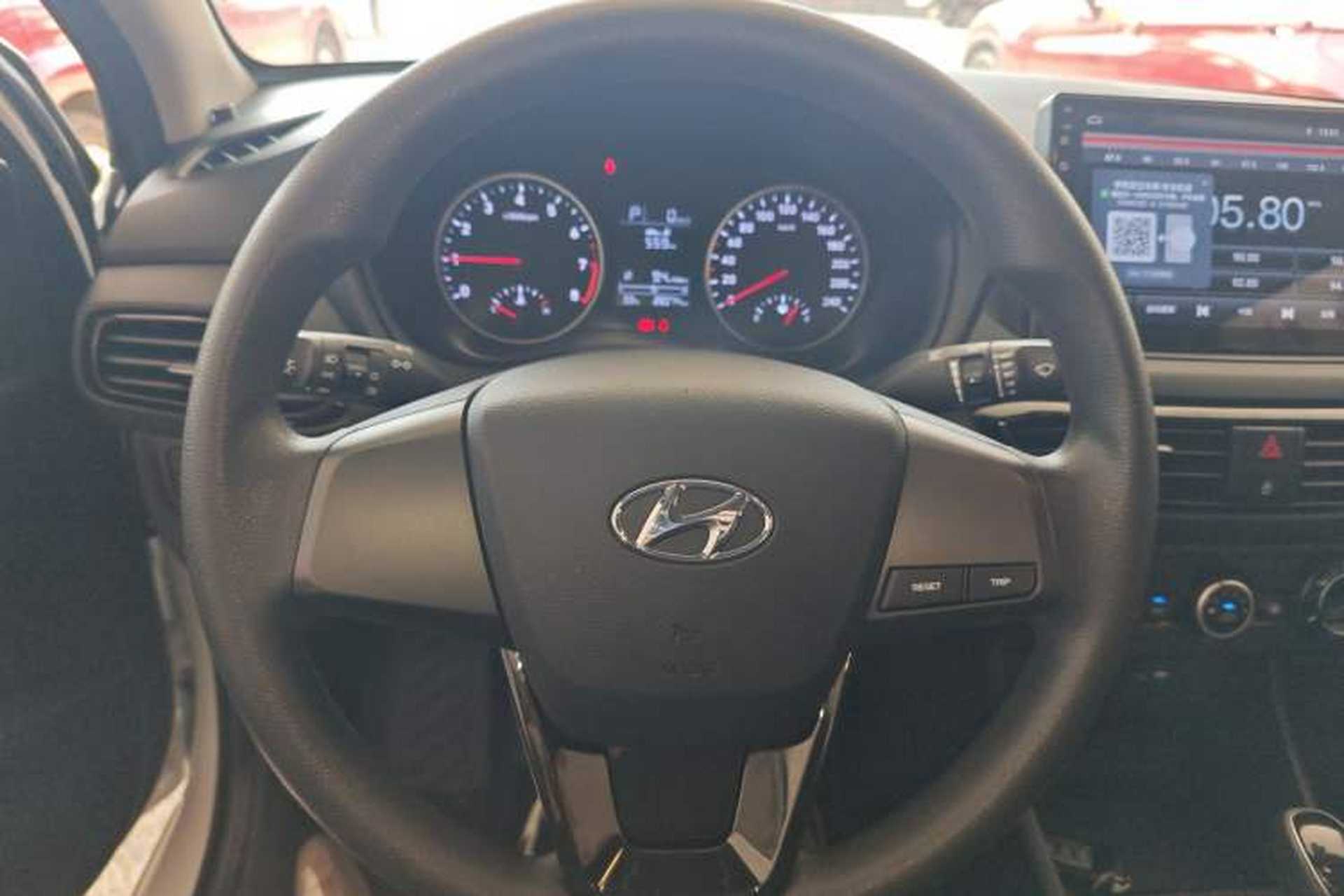 Used Hyundai Celesta 2020 1.6L Automatic GL Enjoyable Edition Steering Wheel