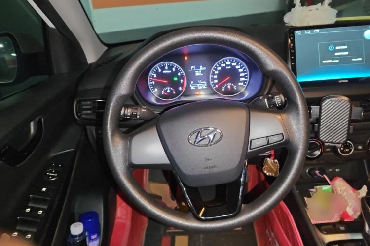 Used Hyundai Celesta 2020 1.6L Automatic GL Enjoyable Edition Steering Wheel