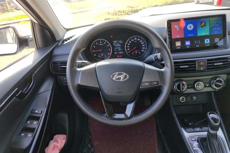 Used Hyundai Celesta 2020 1.6L Automatic GL Enjoyable Edition Steering Wheel