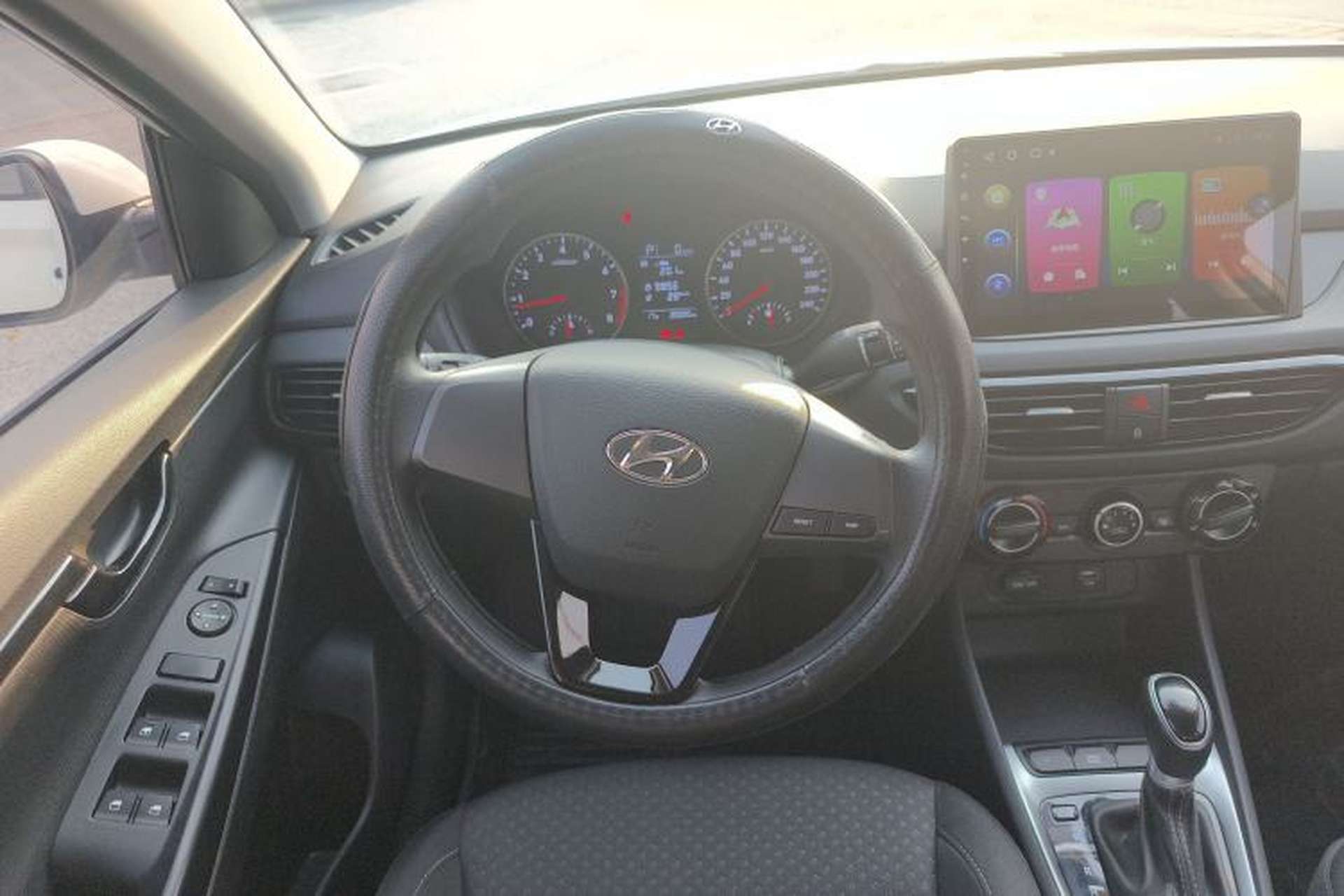 Used Hyundai Celesta 2020 1.6L Automatic GL Enjoyable Edition Steering Wheel