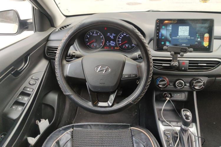 Used Hyundai Celesta 2020 1.6L Automatic GL Enjoyable Edition Steering Wheel