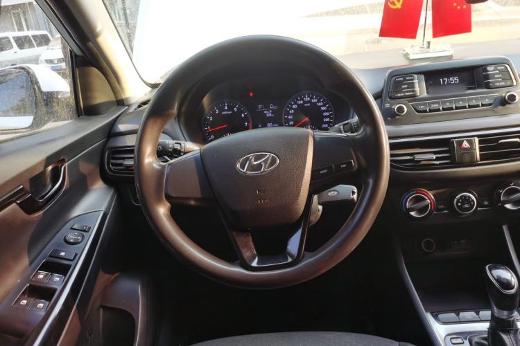 Used Hyundai Celesta 2020 1.6L Automatic GL Enjoyable Edition Steering Wheel