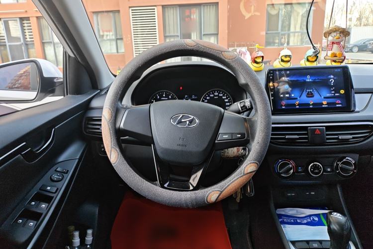 Used Hyundai Celesta 2020 1.6L Automatic GL Enjoyable Edition Steering Wheel