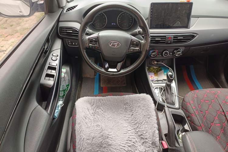 Used Hyundai Celesta 2020 1.6L Automatic GL Enjoyable Edition Steering Wheel