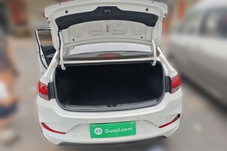 Used Hyundai Celesta 2020 1.6L Automatic GL Enjoyable Edition Trunk