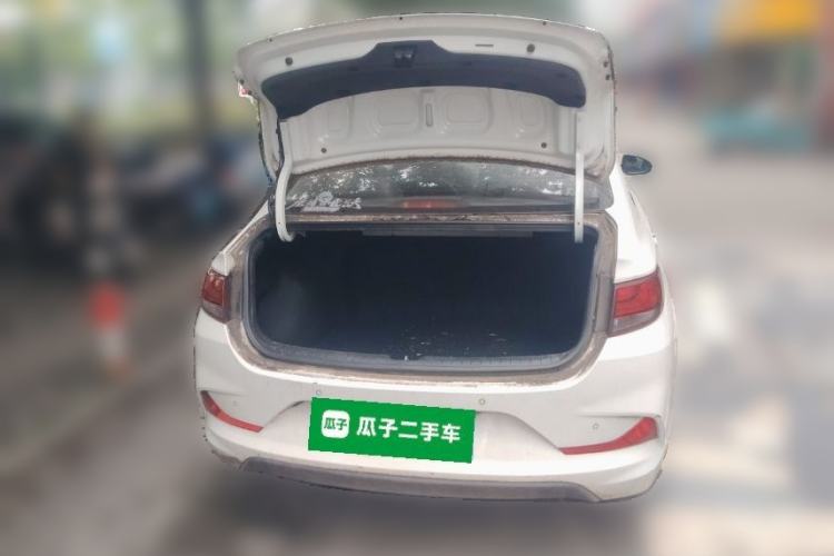 Used Hyundai Celesta 2020 1.6L Automatic GL Enjoyable Edition Trunk