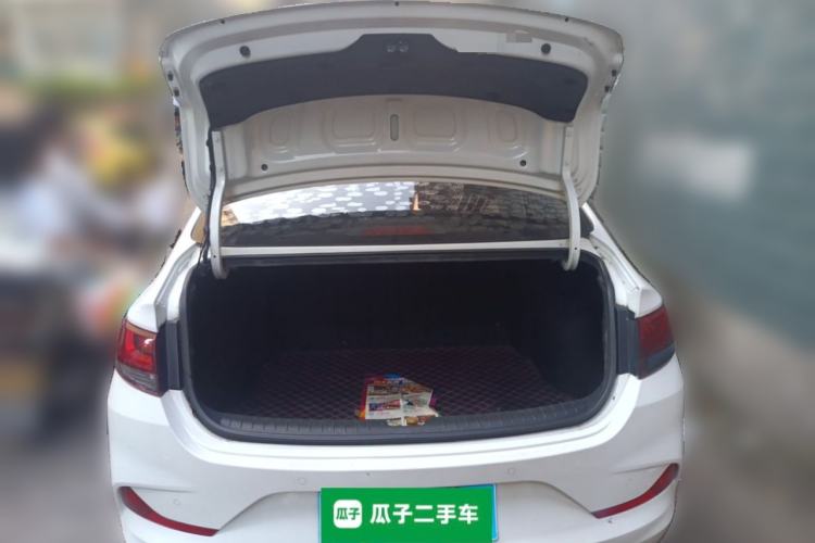 Used Hyundai Celesta 2020 1.6L Automatic GL Enjoyable Edition Trunk