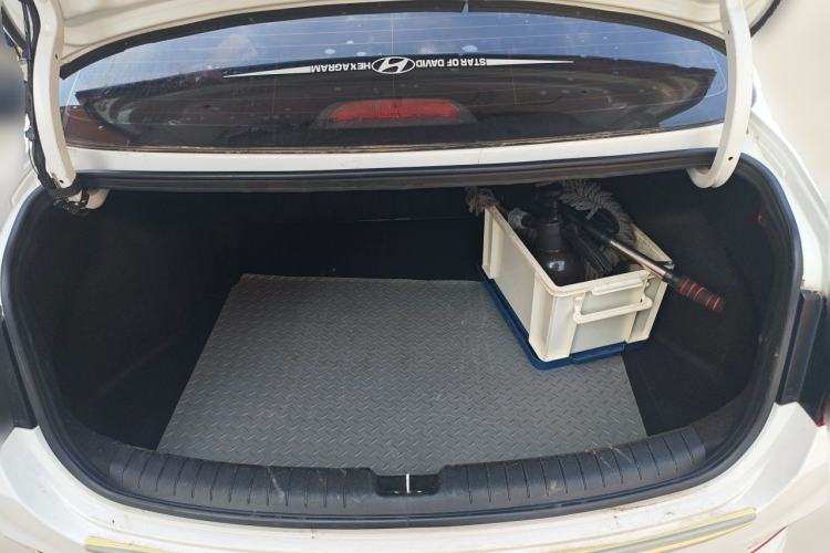 Used Hyundai Celesta 2020 1.6L Automatic GL Enjoyable Edition Trunk