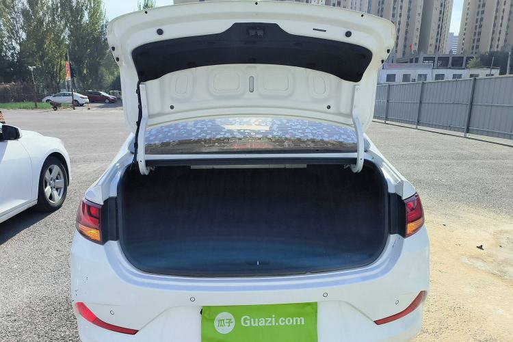 Used Hyundai Celesta 2020 1.6L Automatic GL Enjoyable Edition Trunk