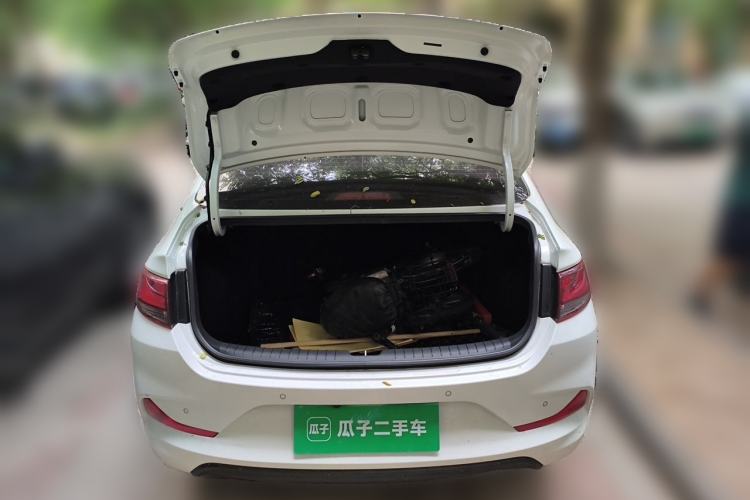 Used Hyundai Celesta 2020 1.6L Automatic GL Enjoyable Edition Trunk