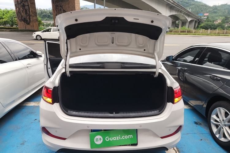 Used Hyundai Celesta 2020 1.6L Automatic GL Enjoyable Edition Trunk
