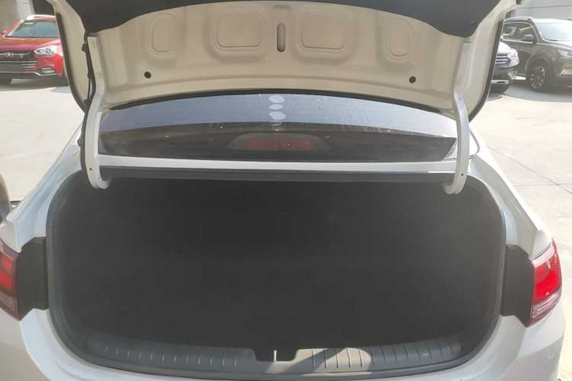 Used Hyundai Celesta 2020 1.6L Automatic GL Enjoyable Edition Trunk