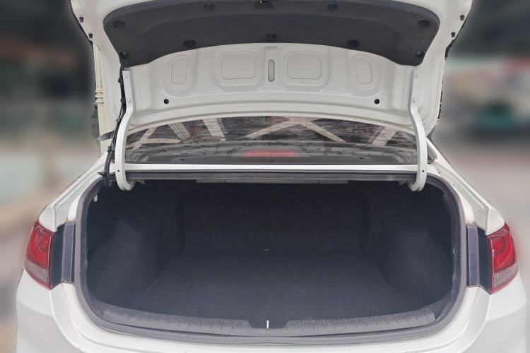 Used Hyundai Celesta 2020 1.6L Automatic GL Enjoyable Edition Trunk