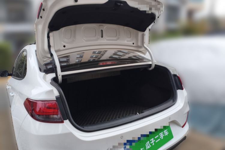 Used Hyundai Celesta 2020 1.6L Automatic GL Enjoyable Edition Trunk