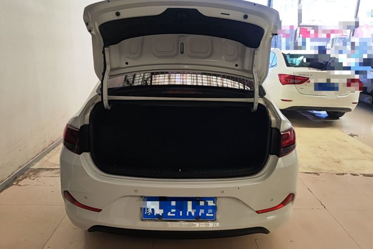 Used Hyundai Celesta 2020 1.6L Automatic GL Enjoyable Edition Trunk
