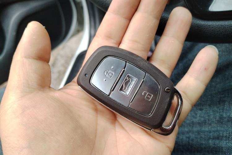 Used Hyundai Celesta 2020 1.6L Automatic GL Enjoyable Edition Vehicle Key
