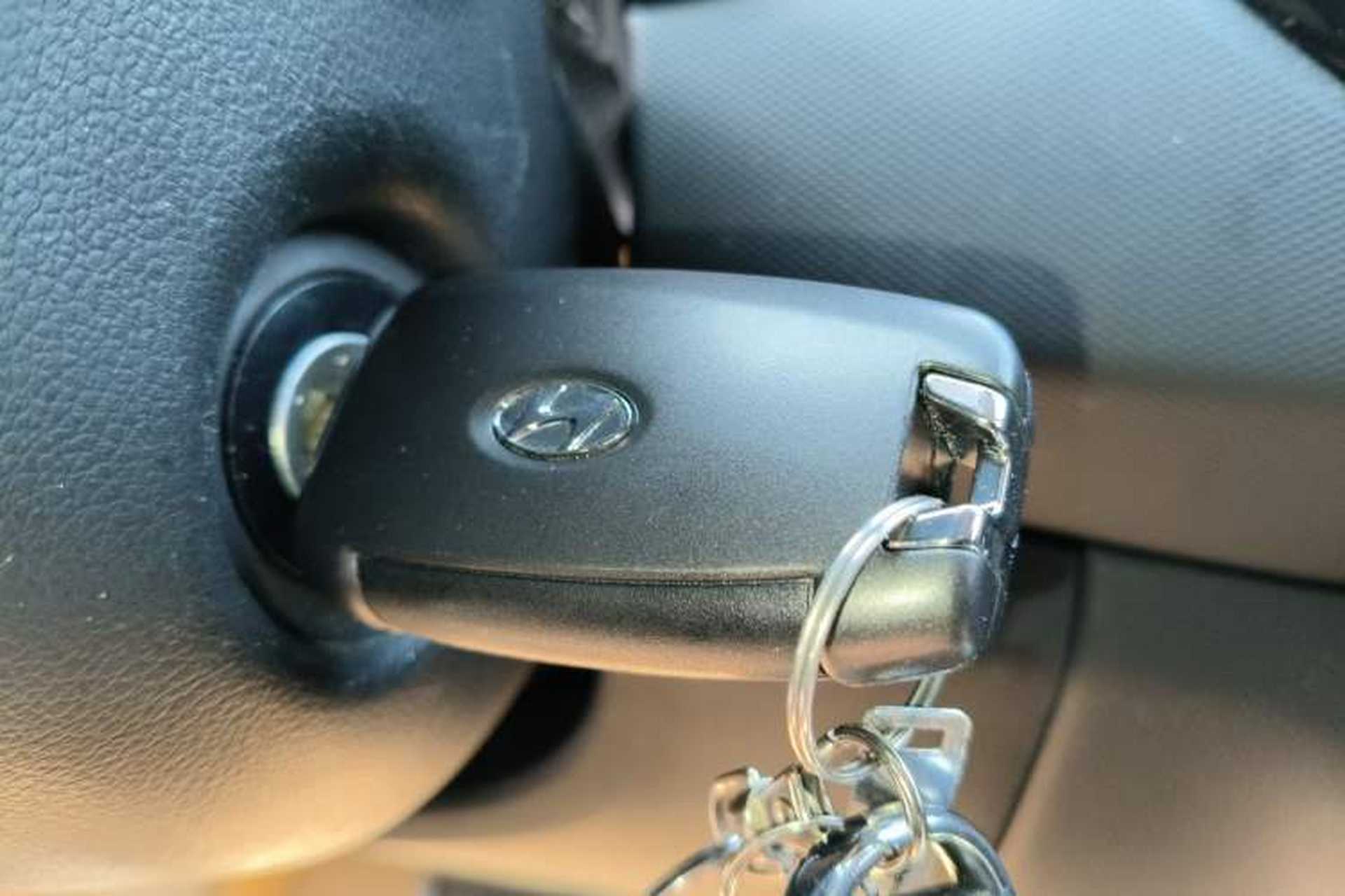 Used Hyundai Celesta 2020 1.6L Automatic GL Enjoyable Edition Vehicle Key