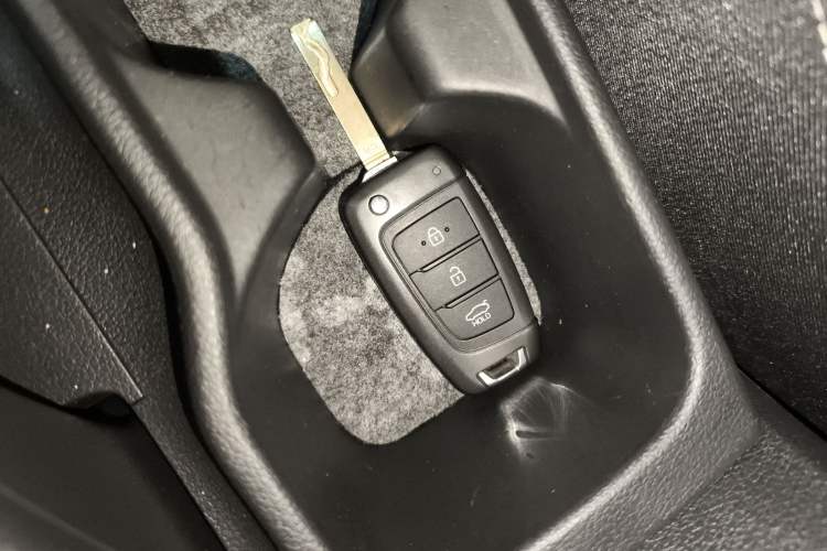 Used Hyundai Celesta 2020 1.6L Automatic GL Enjoyable Edition Vehicle Key