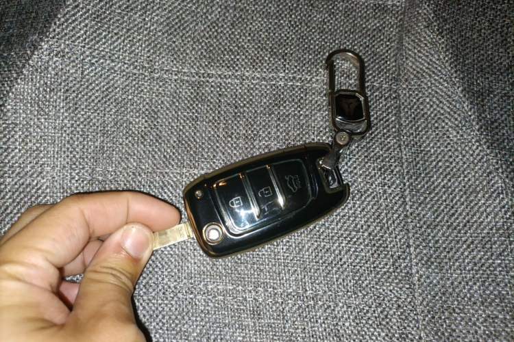 Used Hyundai Celesta 2020 1.6L Automatic GL Enjoyable Edition Vehicle Key