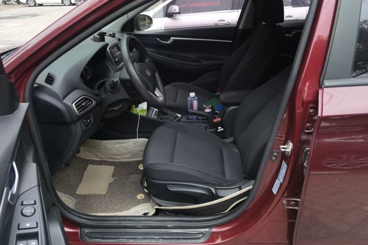 Used Hyundai Celesta Traveler 2018 1.6L Automatic Enjoyment Model China V Standard Left Front Seat