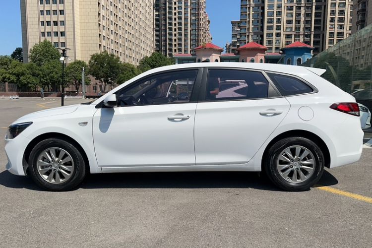 Used Hyundai Celesta Traveler 2018 1.6L Automatic Enjoyment Model China V Standard Exterior 4