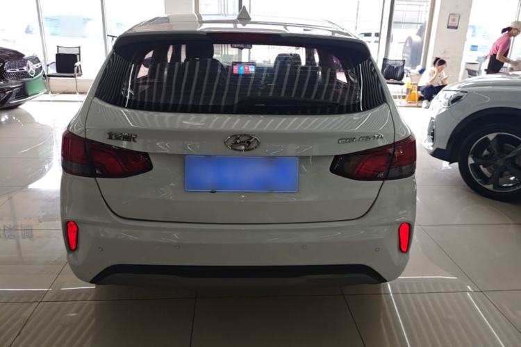 Used Hyundai Celesta Traveler 2018 1.6L Automatic Enjoyment Model China V Standard Rear