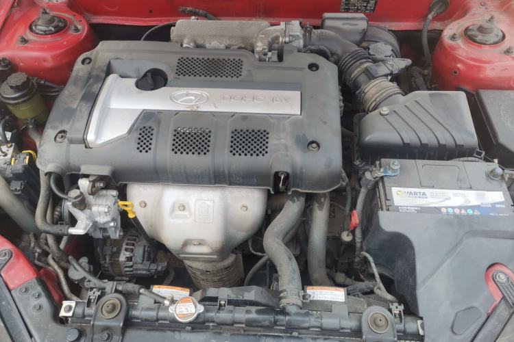 Used Hyundai Coupe 2006 2.0L Automatic Transmission Engine Bay