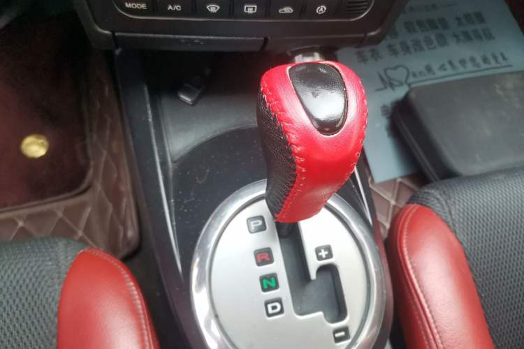 Used Hyundai Coupe 2006 2.0L Automatic Transmission Gear Lever