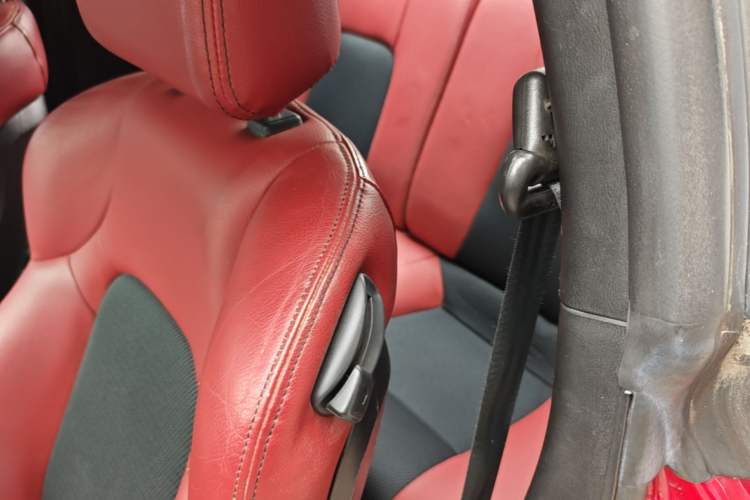 Used Hyundai Coupe 2006 2.0L Automatic Transmission Left Rear Seat