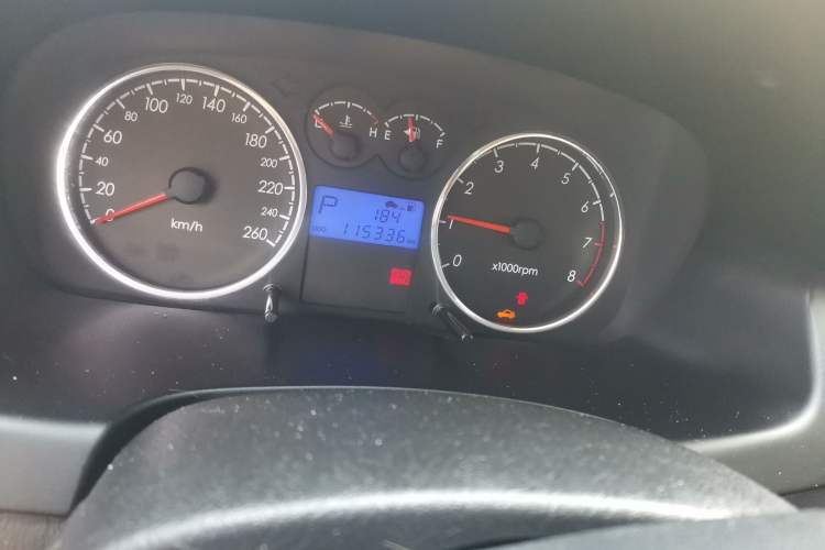 Used Hyundai Coupe 2006 2.0L Automatic Transmission Odometer Close Up